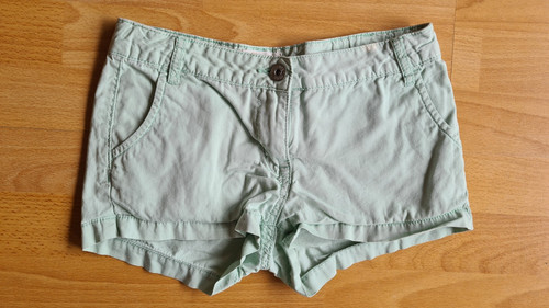 Größe 140 grüne hotpants - 140:,