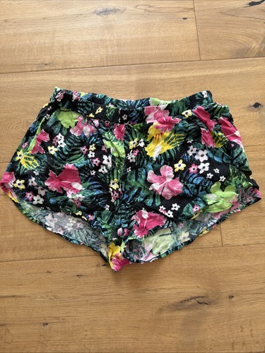 Divided shorts hose - divided,